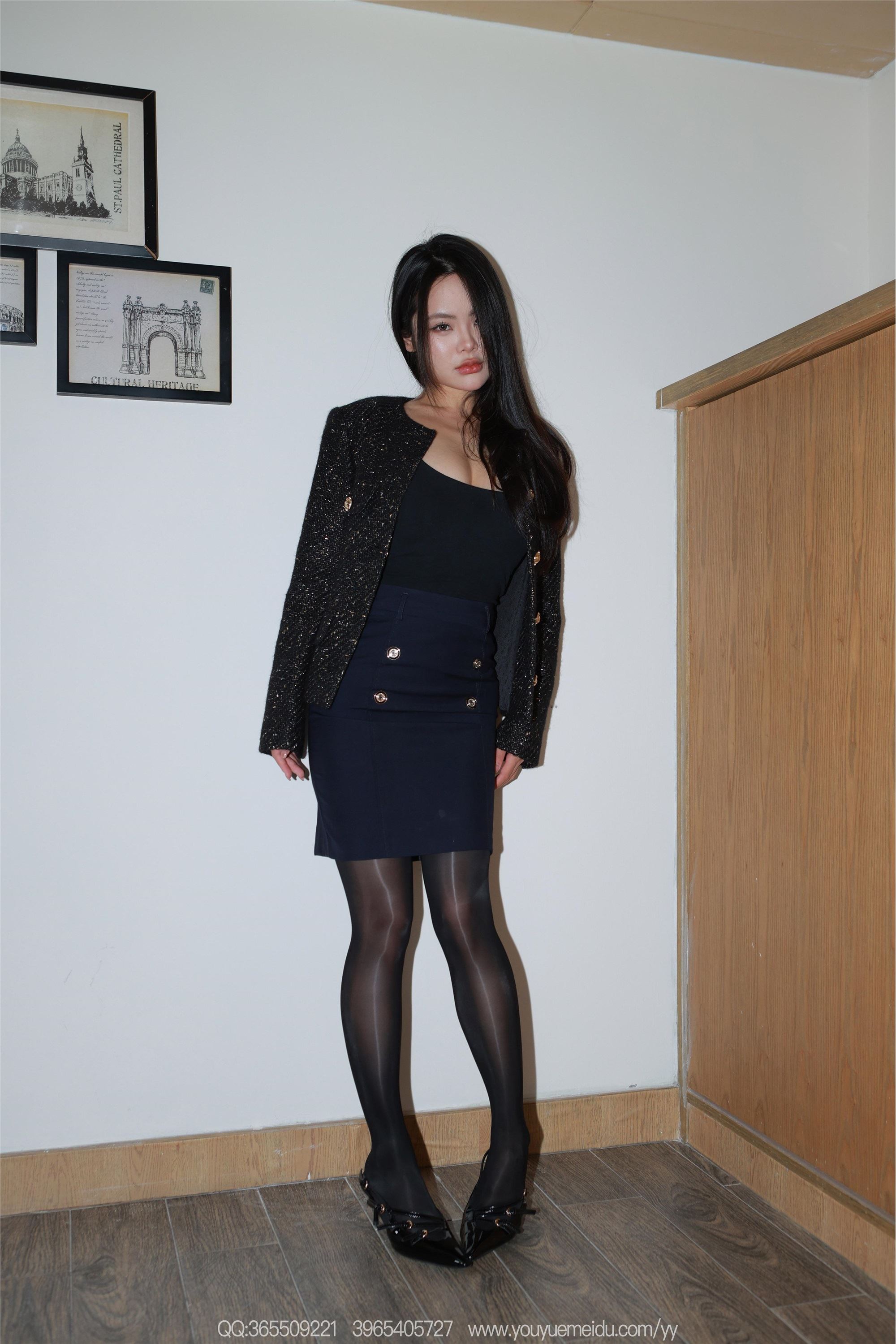 IESS异思趣向  2025.11.15 丝享家 2211 兔兔《油亮丝（上）》